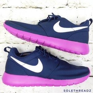 Nike Roshe One Sneakers New!